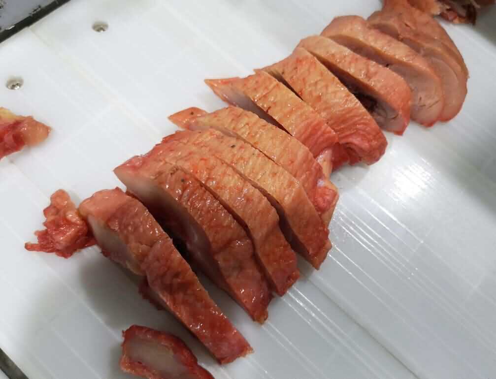 禽肉类剁块机剁鸡块效果图